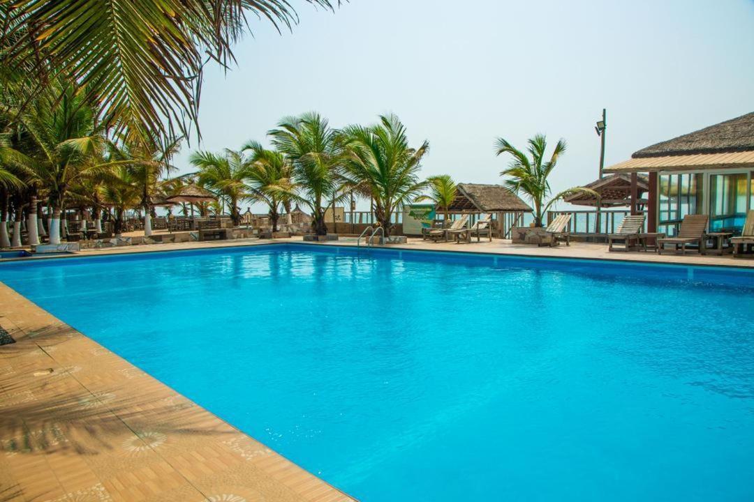 Ocean Green Beach Resort Prampram 외부 사진